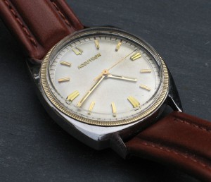 Accutron Gold Bezel 214 M8