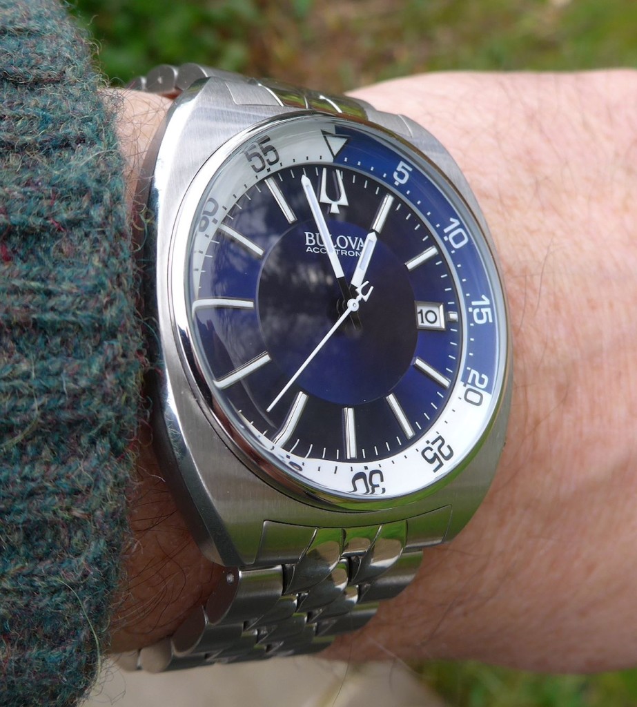 Bulova Accutron II 96B209