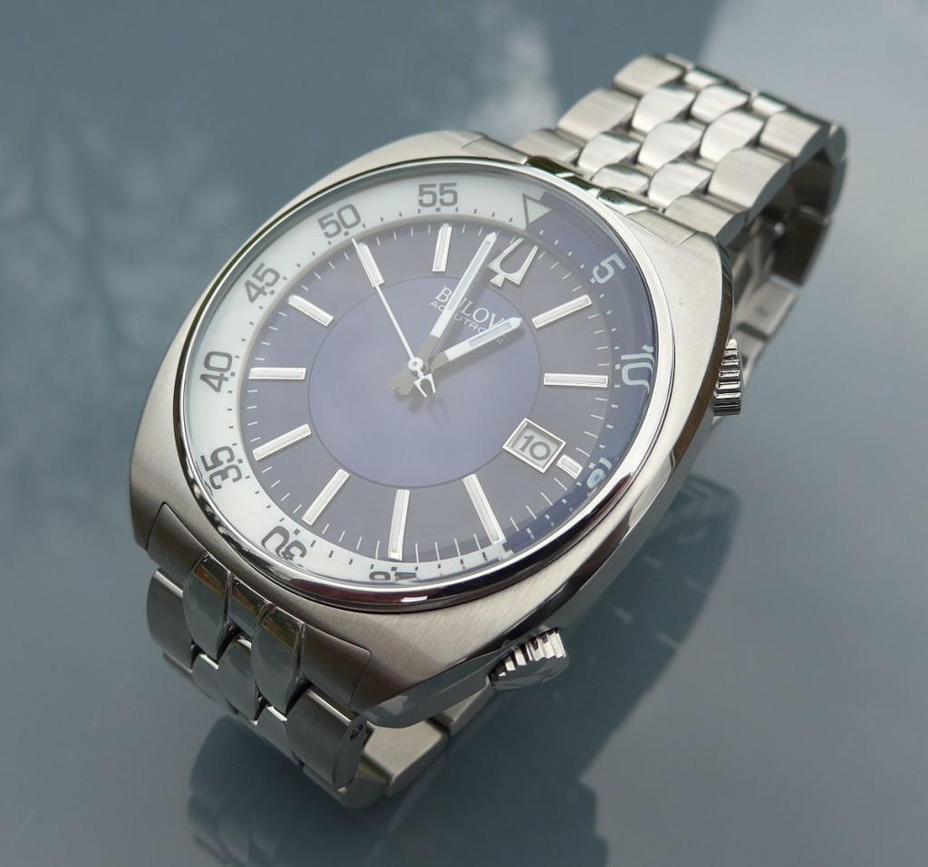 Bulova Accutron II 96B209