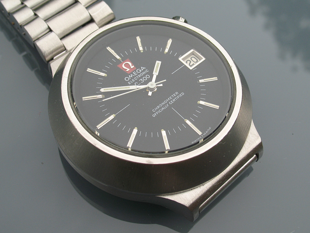 Omega f300 Cone Black Dial (198.012)