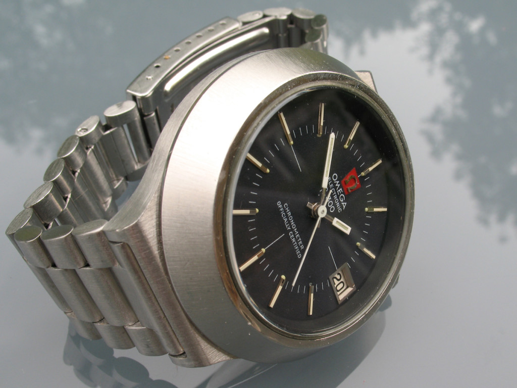 Omega f300 Cone Black Dial (198.012)