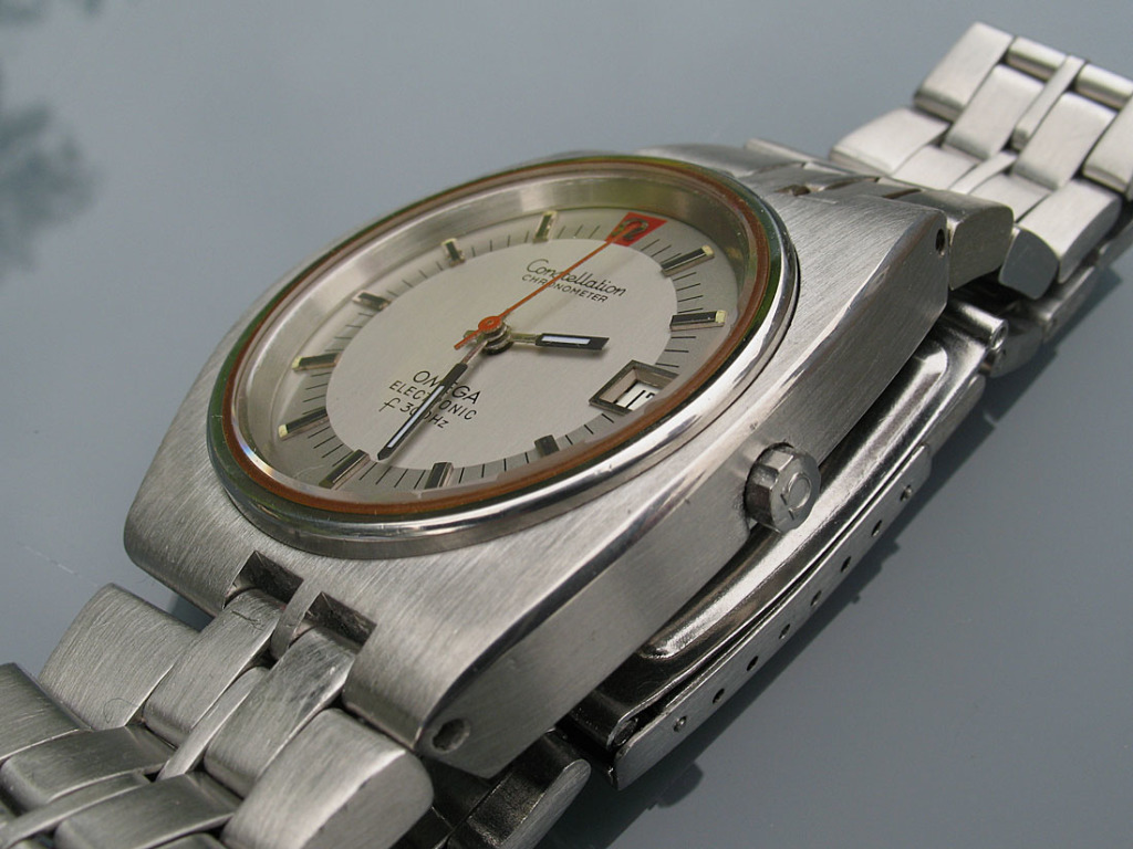 Omega f300 Constellation D-Shape Steel (198.0004)