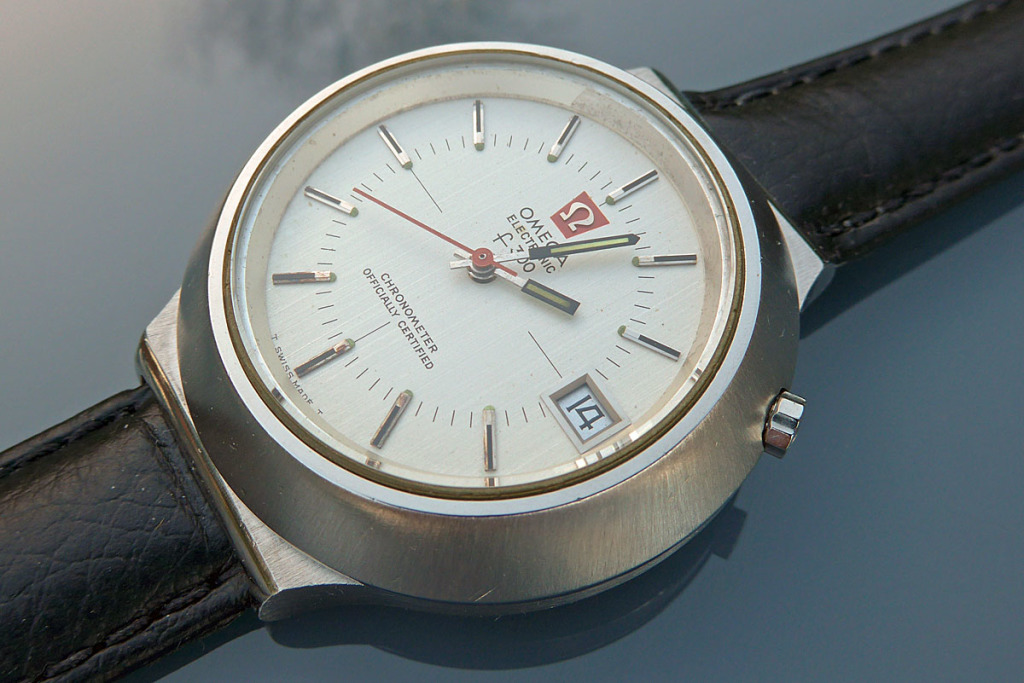 Omega f300 Electronic White Dial (198.012)