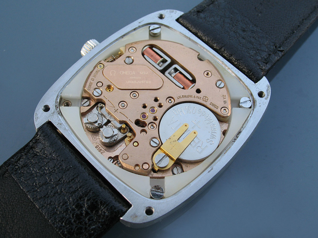 Omega f300 Geneve Square Steel (198.0062.169)